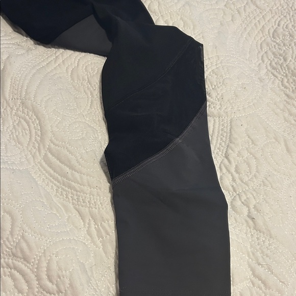 PINK Victoria's Secret Black Leggings - Picture 7 of 7